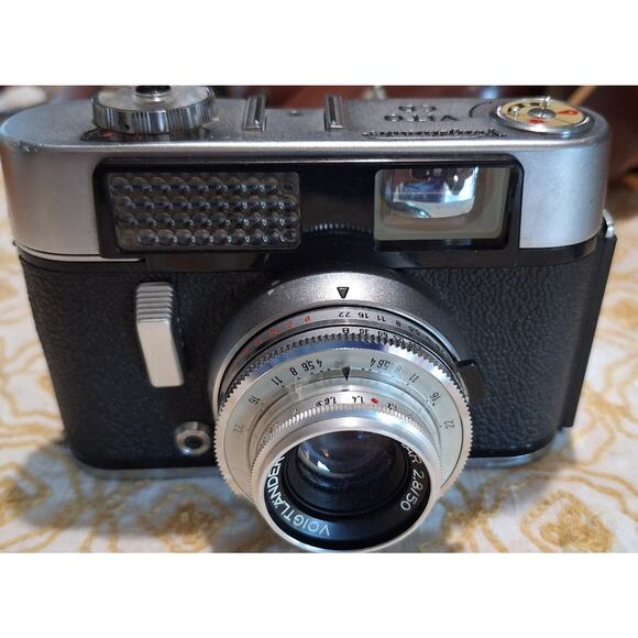 Voigtländer Vito CD 35mm Camera 50mm F2.8 LENS- Film tested- works great! - Picture 1 of 13